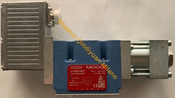 MOOG D634-319C Servo Valve 40 L/min Rated Flow Rate Direct Acting Design Electro-pneumatic
