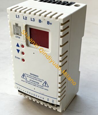 Lenze ESMD302L4TXA 0.25kW 230V Single-Phase Compact Frequency Inverter