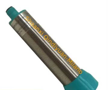 Pepperl+Fuchs UC4000-30GM-IUR2-V15 Ultrasonic Sensor with 200-4000 mm Detection Range, Dual Analog Output, and IP65 Protection