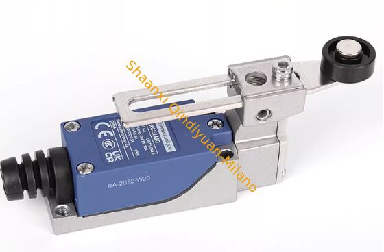 Schneider XCE145C IP65 Limit Switch with 1 NO + 1 NC Contacts and 10,000,000 Mechanical Life Cycles